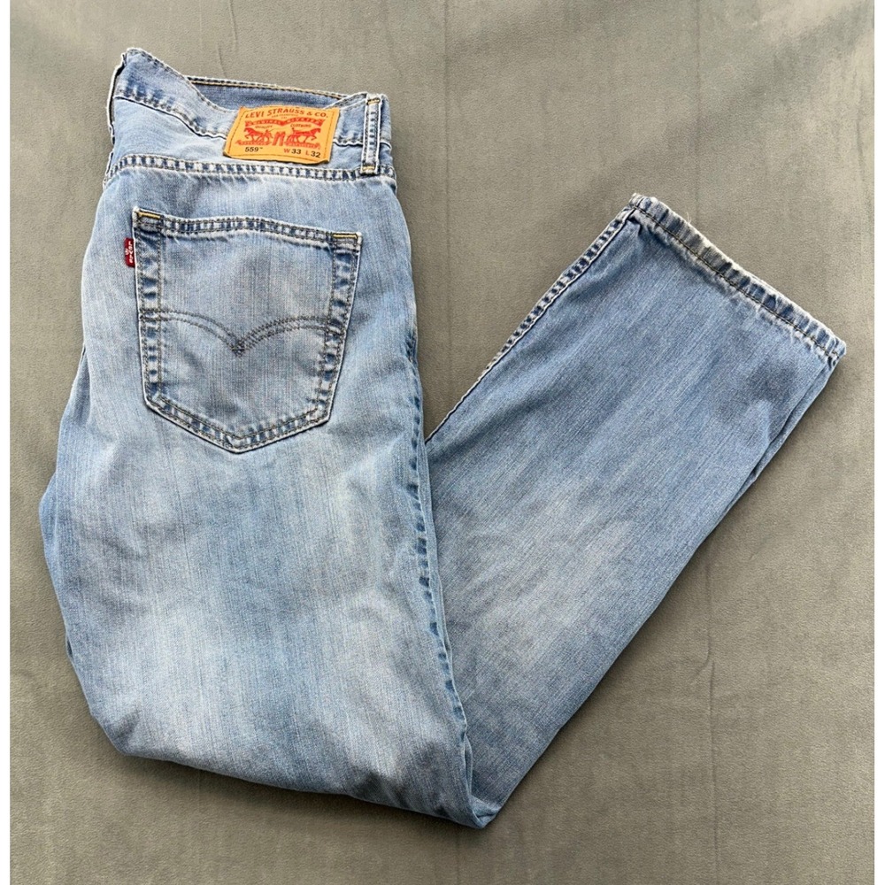 Levis 559 Relaxed Straight Jeans Mens 33x32 Light Wash Blue Denim Thin Frayed